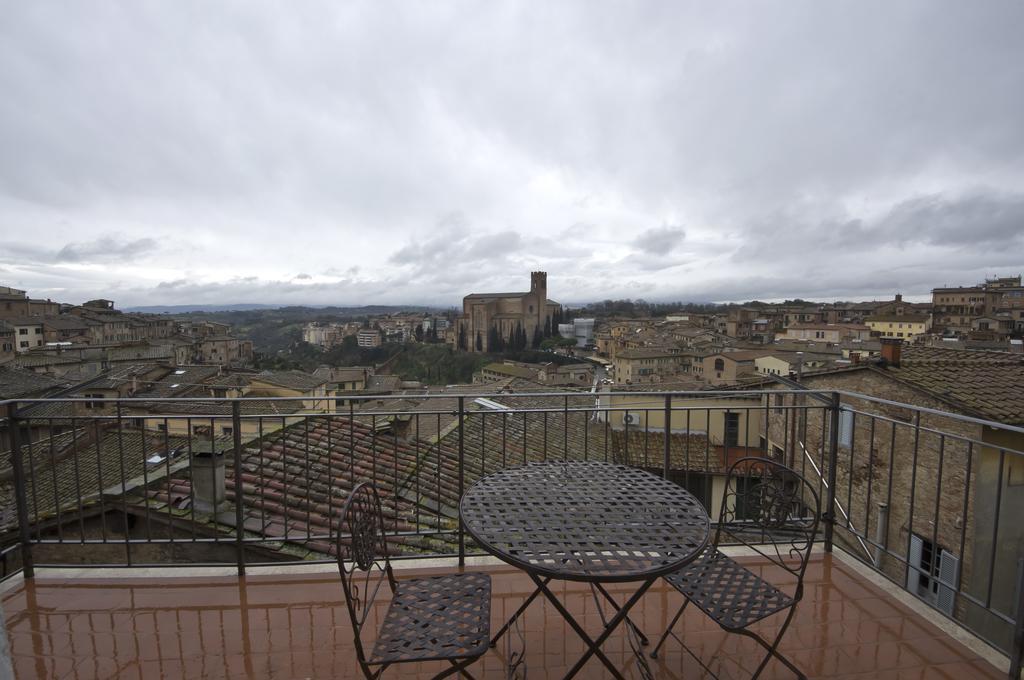 I Terzi Di Siena - Rooms Only Buitenkant foto