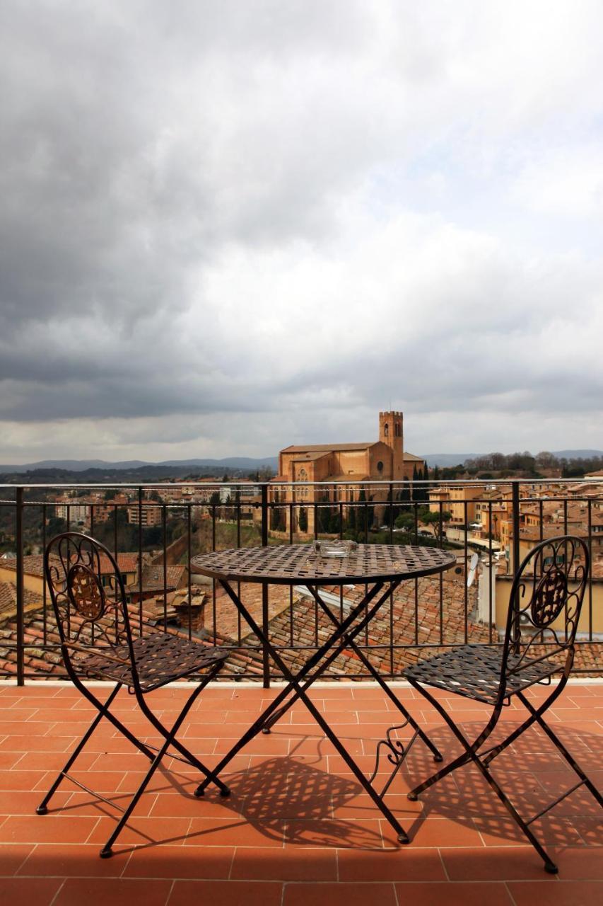 I Terzi Di Siena - Rooms Only Buitenkant foto